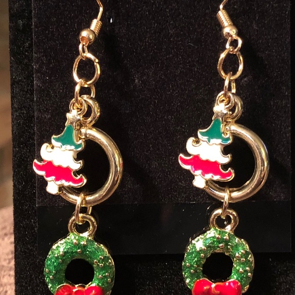 Beautiful New Bulk Lot Christmas Earrings x6 - Picture 6 of 6